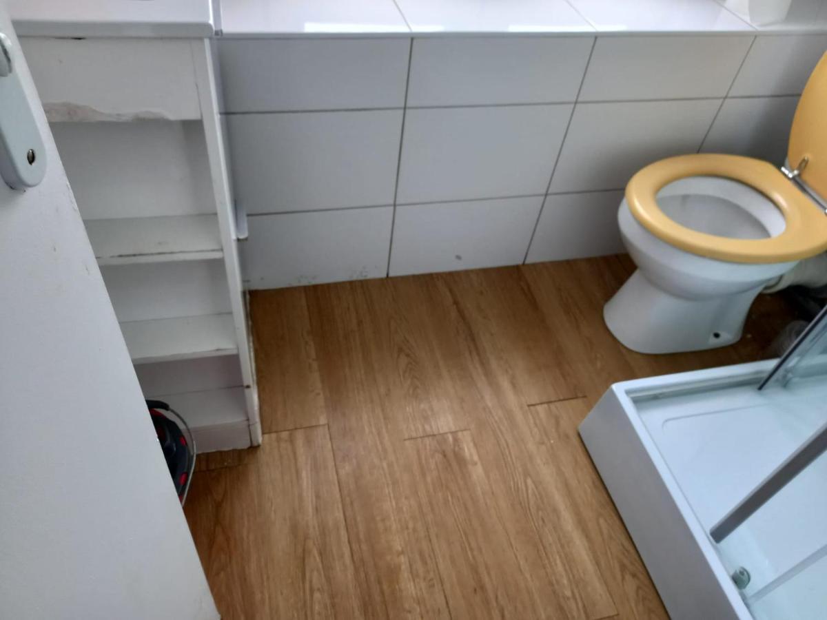 3 Hebergements - Au 1Er Etage 1 Appartement 2 Pieces Et Au 2Eme Etage Un Logement De 2 Chambres Louees Separement Avec Coin Cuisine Et Toilettes A Partager- Dans Pavillon Au Pied Du Rer B A 5 Minutes De Paris Et 30 Mn Stade De France Cachan Exteriér fotografie